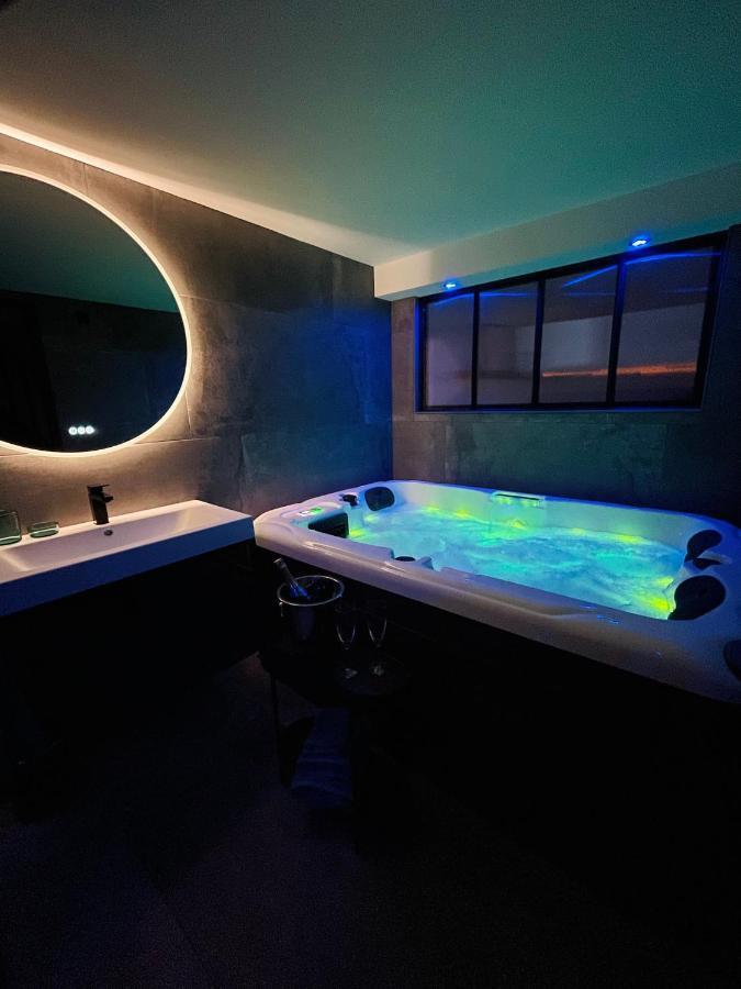 Spa & Vue Mer - Les O De บ็องโดล ภายนอก รูปภาพ
